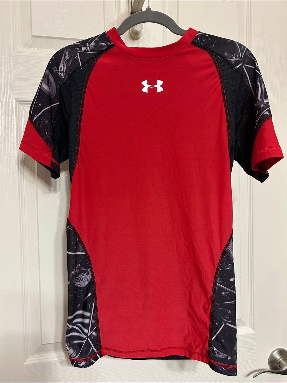 Under Armour Compression Tee Cycling Athletic Sports Red Black Graphic Heatgear